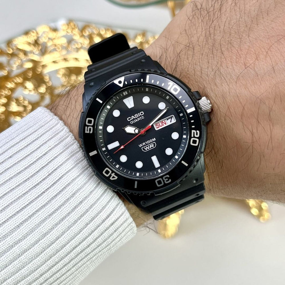 Reloj Casio MRW-230H-1E1 Hombre Resina Negro | CAS-296