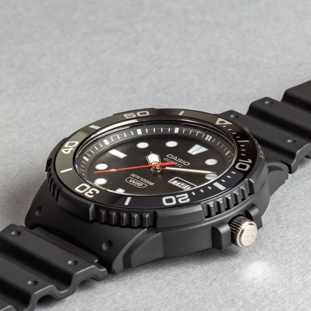 Reloj Casio MRW-230H-1E1 Hombre Resina Negro | CAS-296