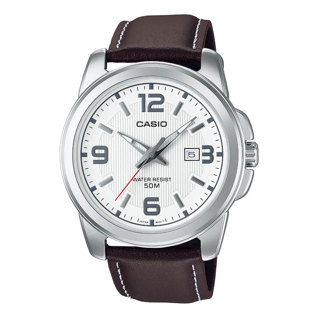 Reloj Casio MTP-1314L-7AV hombre con correa de cuero marrón y diseño clásico.