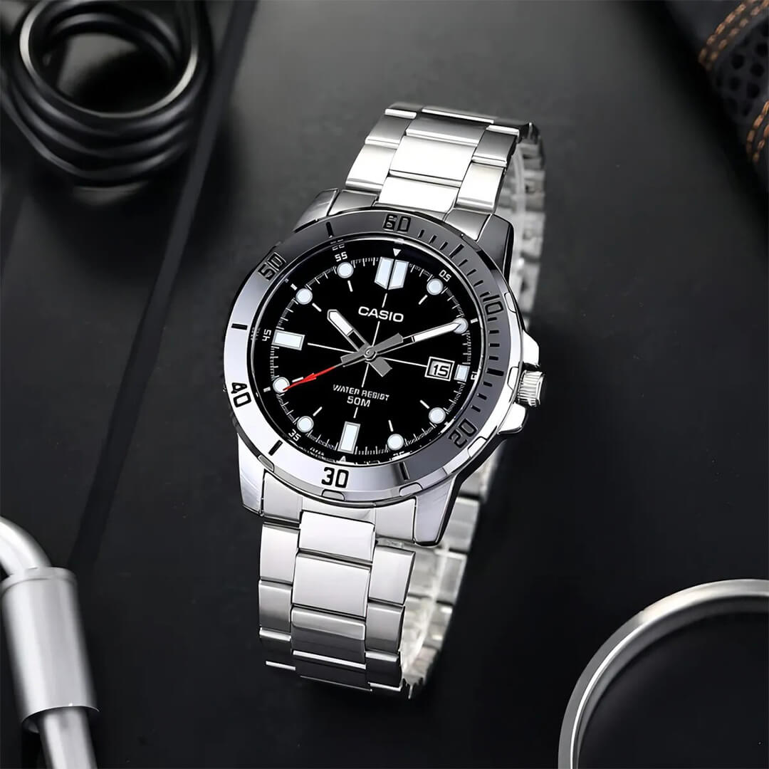 Reloj Casio MTP-VD01D-1E esfera negra vista frontal