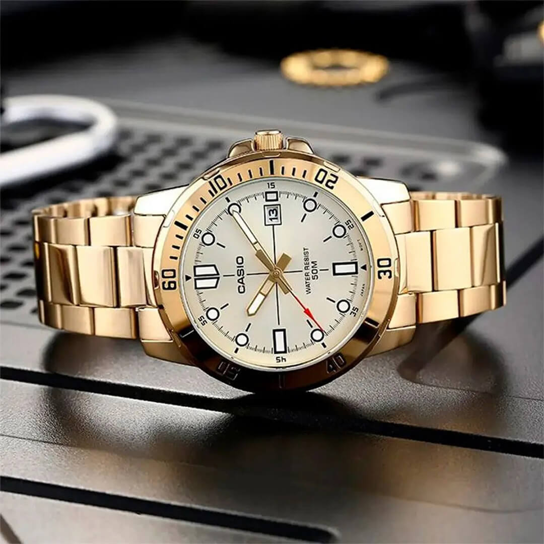 Reloj Casio MTP-VD01G-9E original para hombre con acabado dorado y movimiento de cuarzo.
