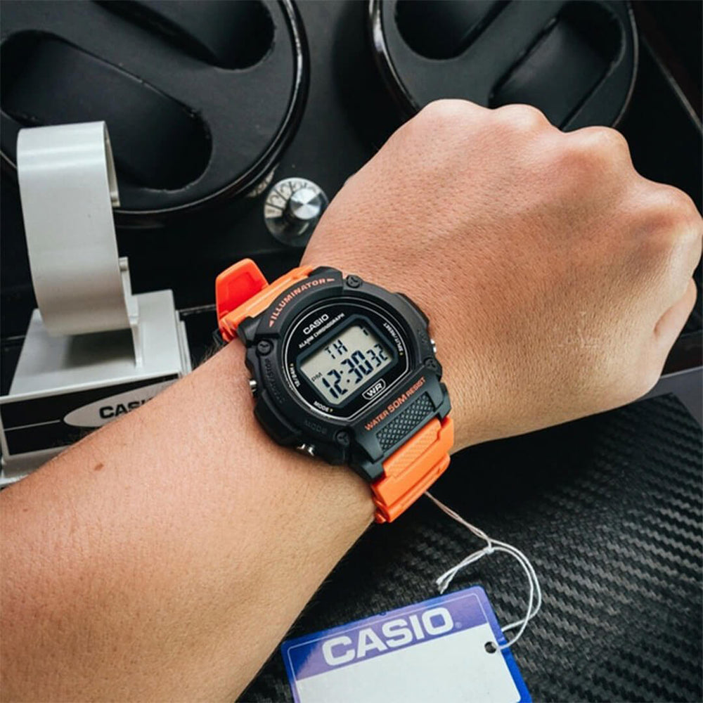 Casio W-219H-4A naranja con caja y correa de resina