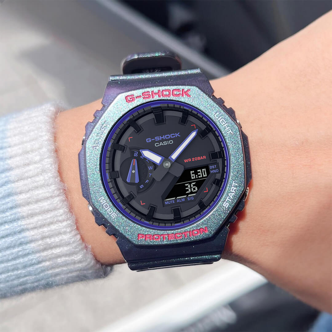 Reloj Casio G-Shock GA-2100AH-6A con correa de resina morada