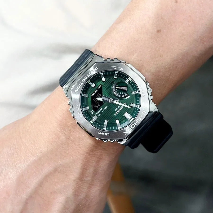 Casio G-Shock GBM-2100A-1A3 con Bluetooth® y carga Tough Solar.