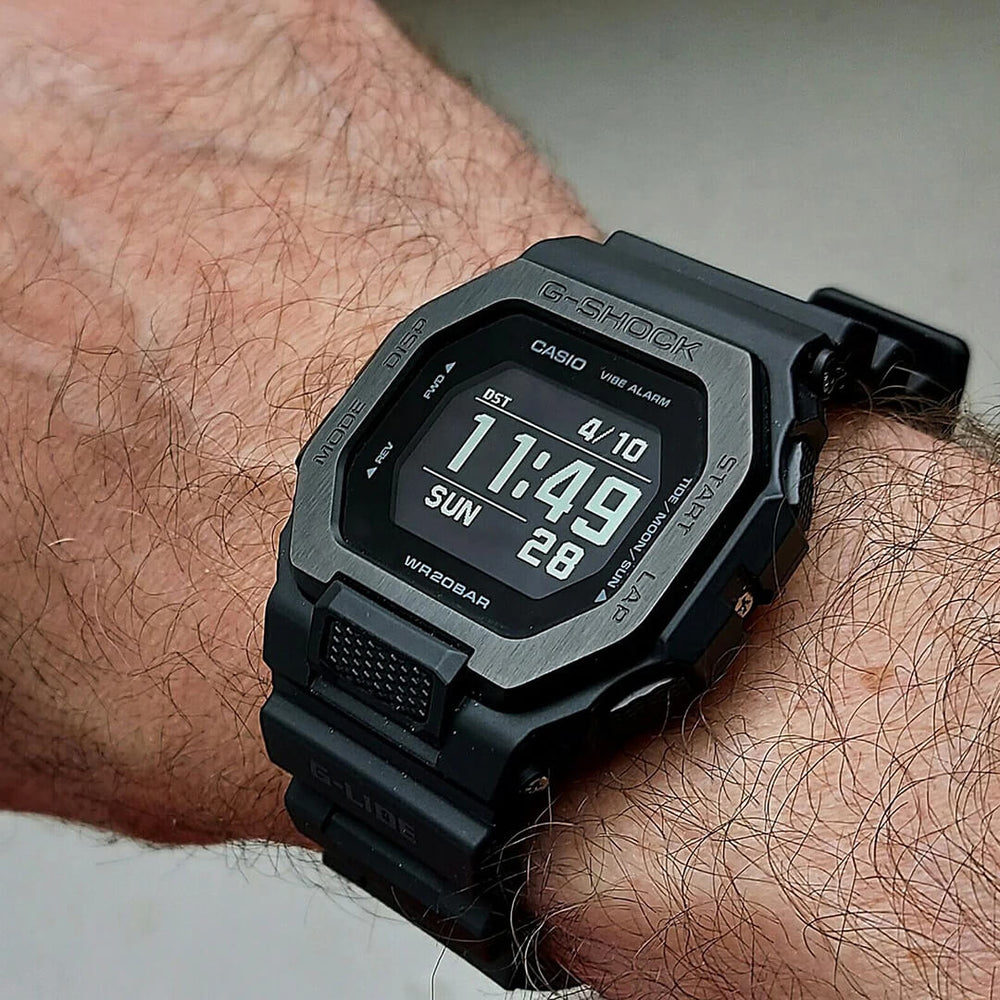 Reloj Casio G-Shock GBX-100NS-1 negro con conexión Bluetooth.
