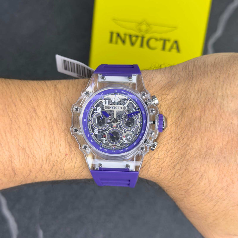 Reloj Invicta Racing 69683 hombre con correa de silicona morada en Most Perú.