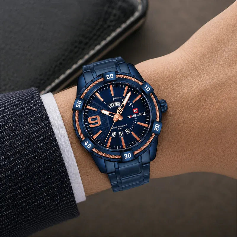 Reloj Naviforce con brazalete de acero y esfera azul
