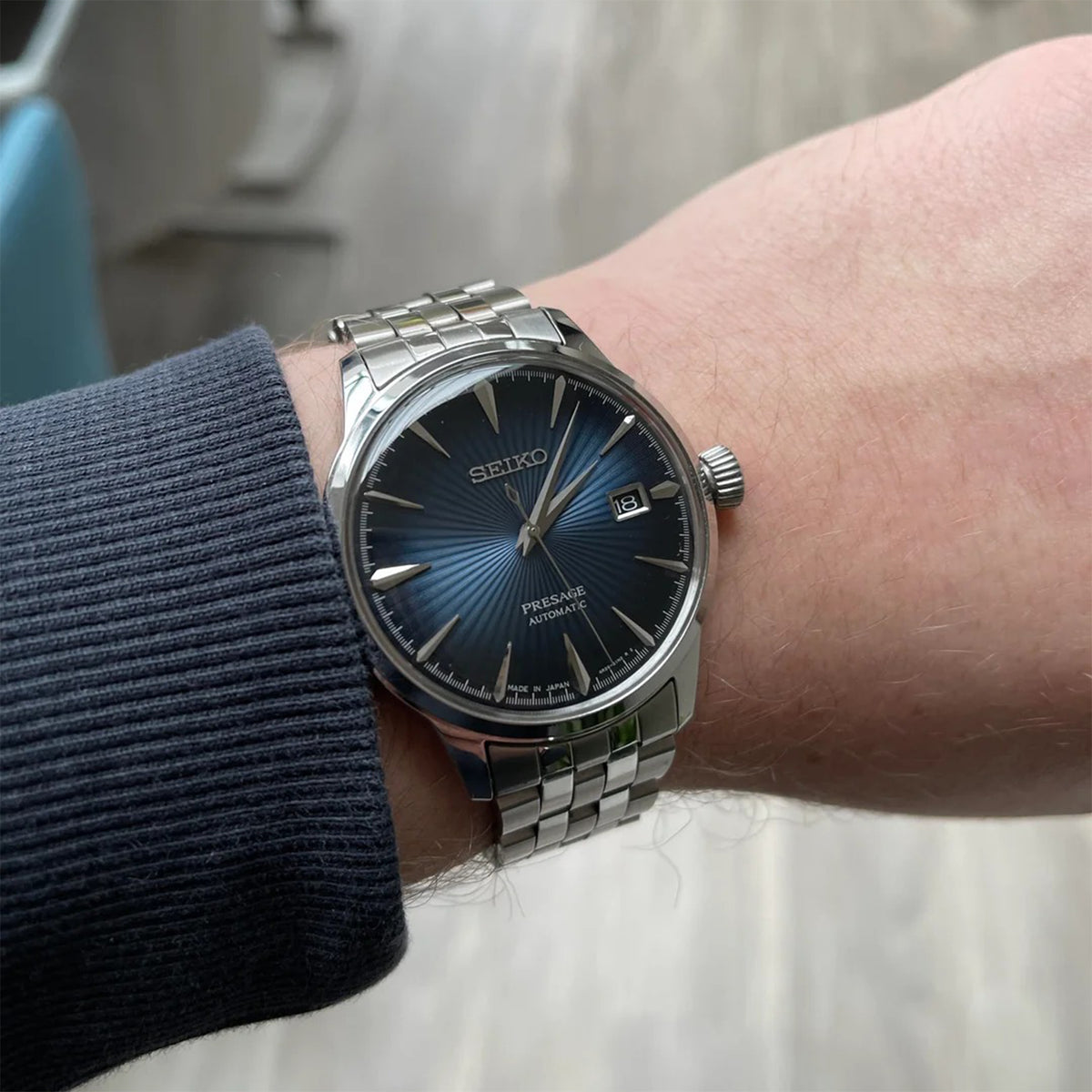 Reloj Seiko Presage SRPB41 para hombre automático color plateado con brazalete de acero inoxidable.