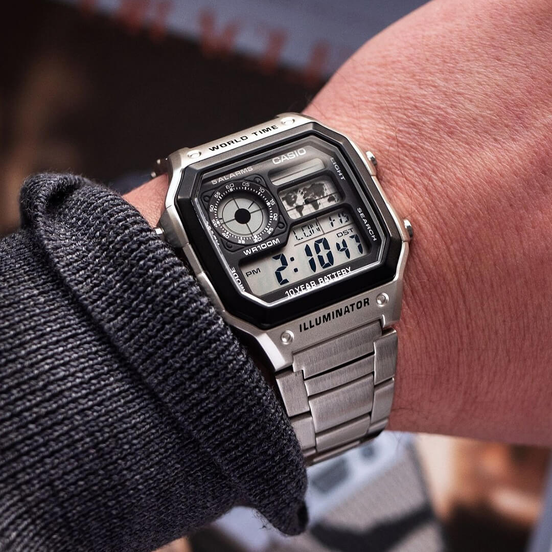 Reloj Casio AE-1200WHD-1AV Hombre Acero Plateado | CAS-107