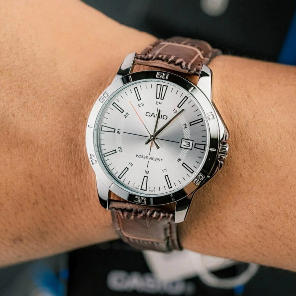 Reloj Casio MTP-V004L-7C Hombre Cuero Marrón