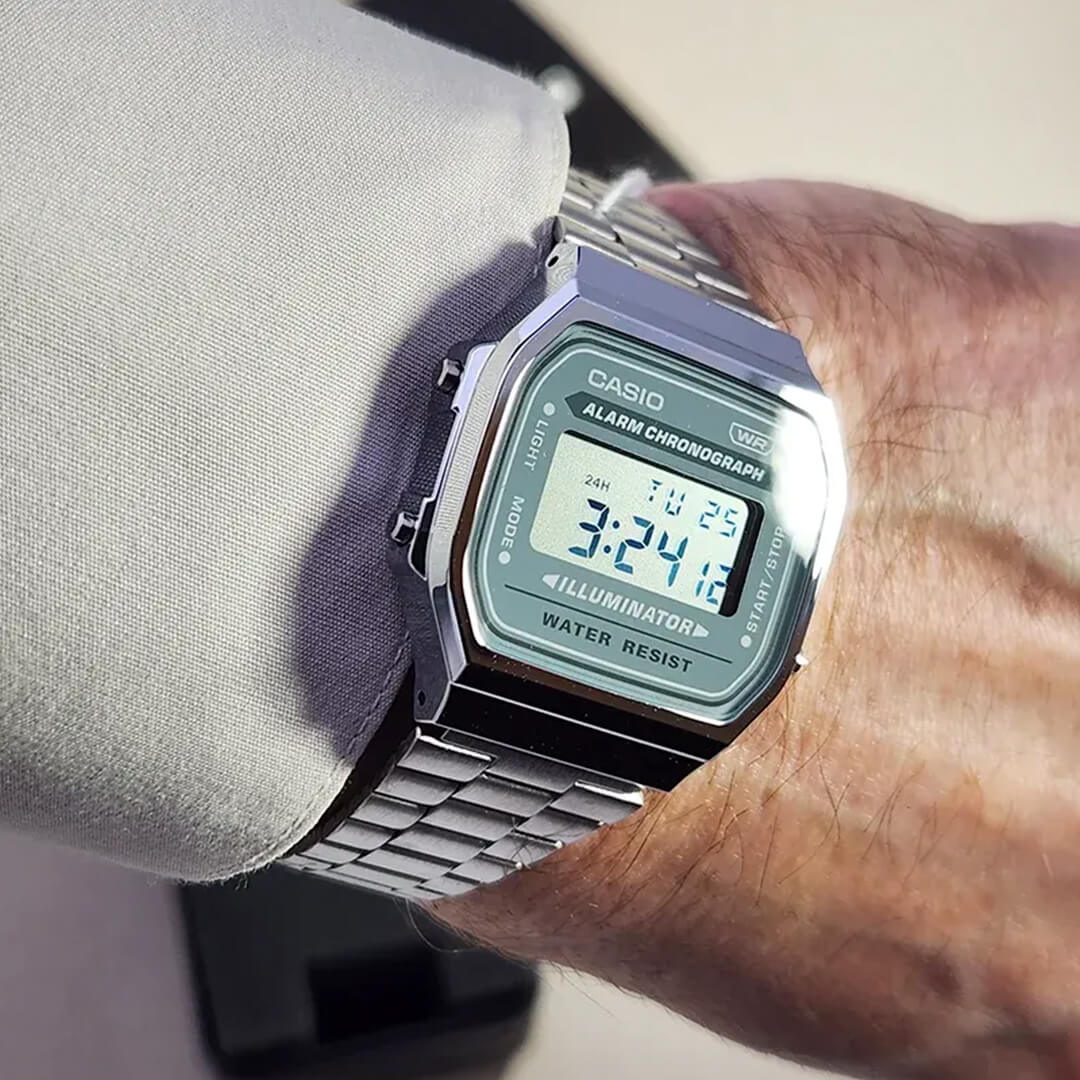 Reloj Casio A168WA-3AYD Hombre Acero Plateado