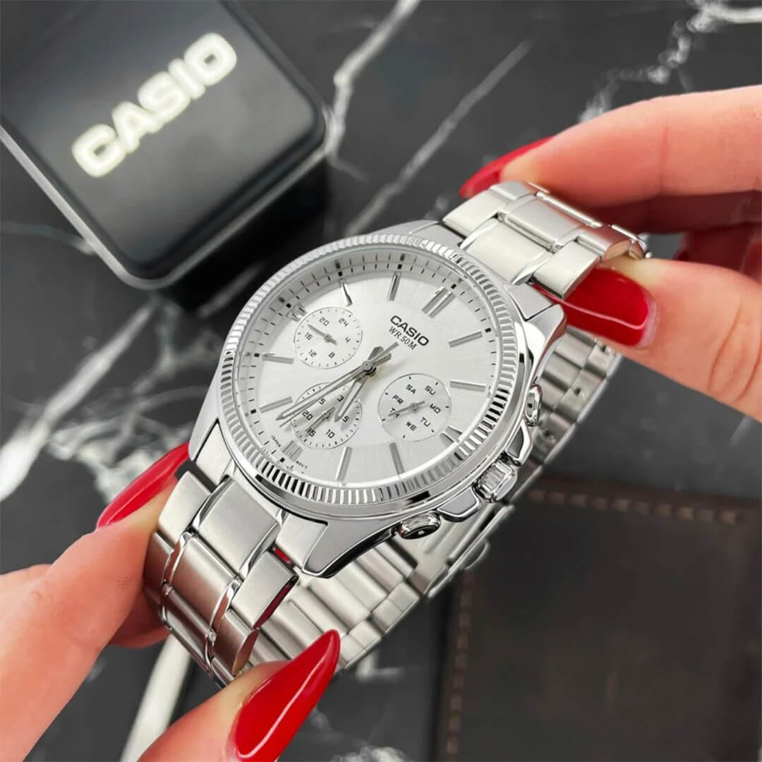 Reloj Casio MTP-1375D-7AV Hombre Acero Plateado