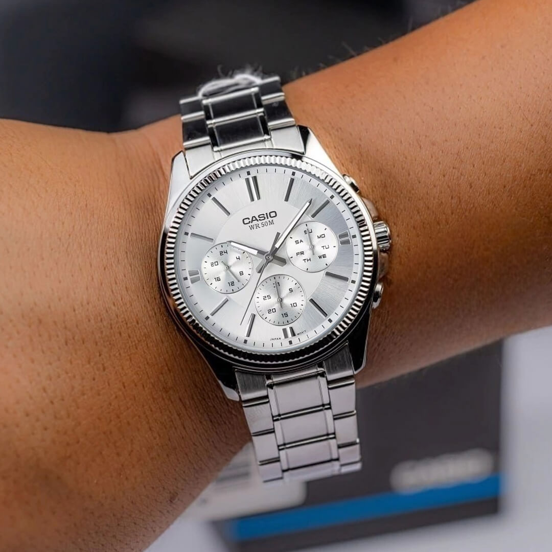 Reloj Casio MTP-1375D-7AV Hombre Acero Plateado