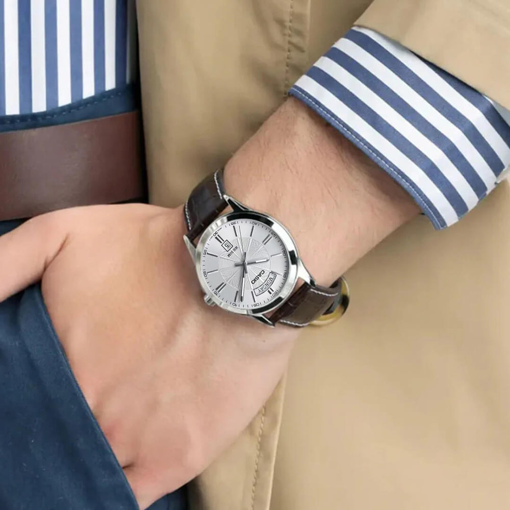 Reloj Casio MTP-1381L-7A Hombre Cuero Marrón