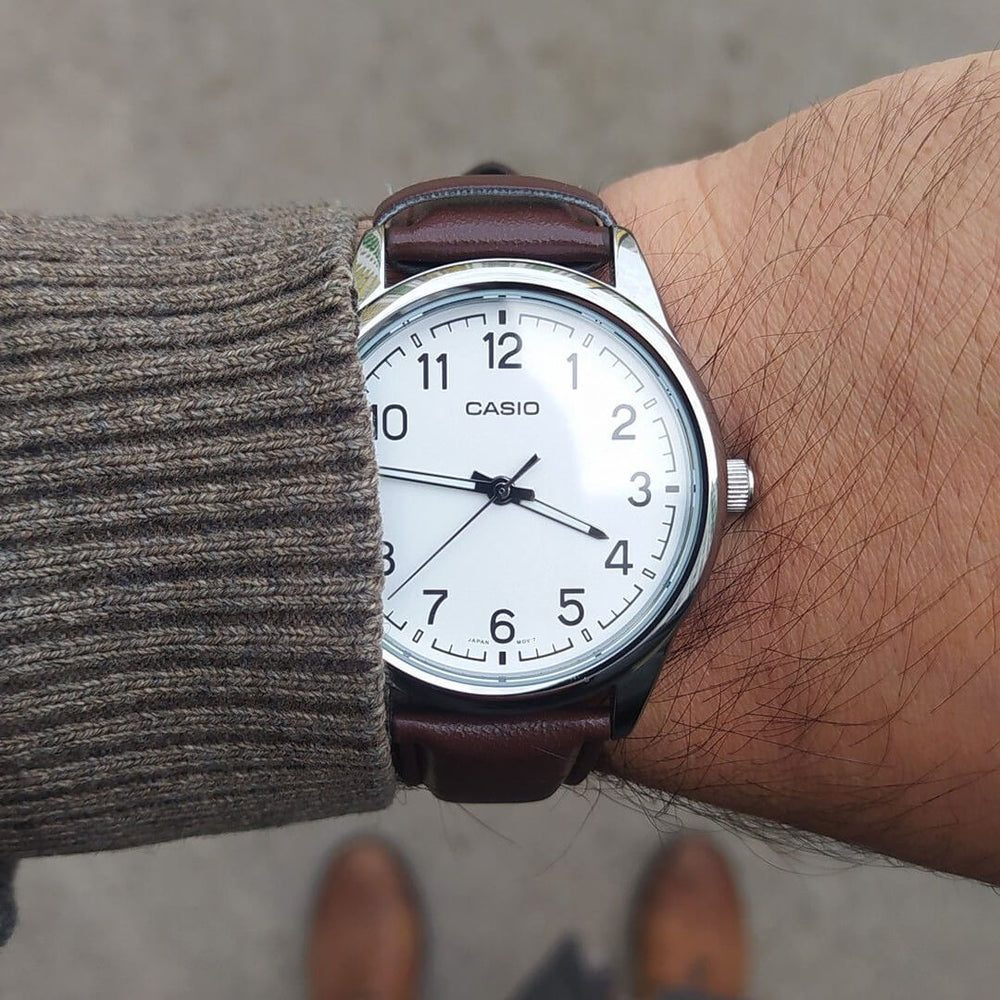 Reloj Casio MTP-V005L-7B4 Hombre Cuero Marrón