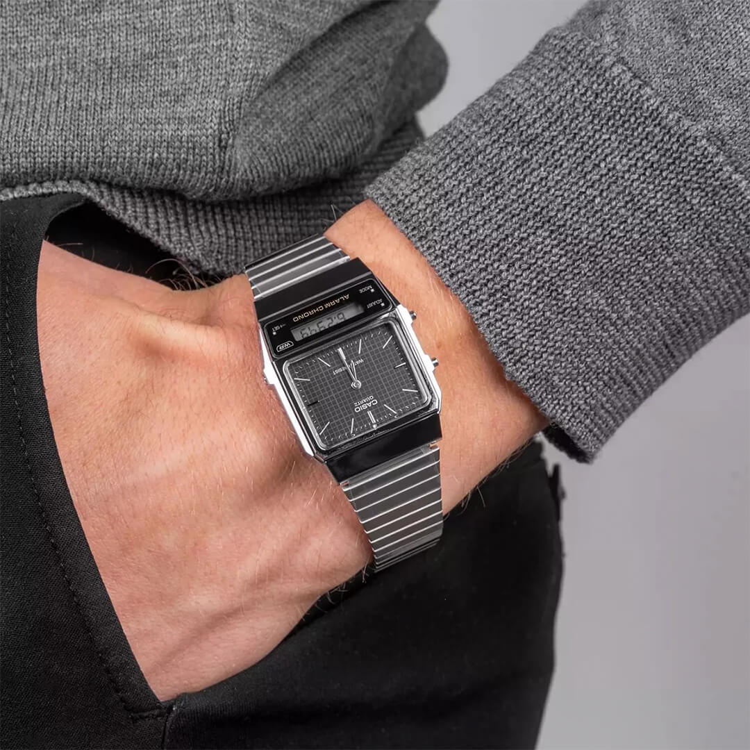 Reloj Casio AQ-800E-1AD Hombre Acero Plateado