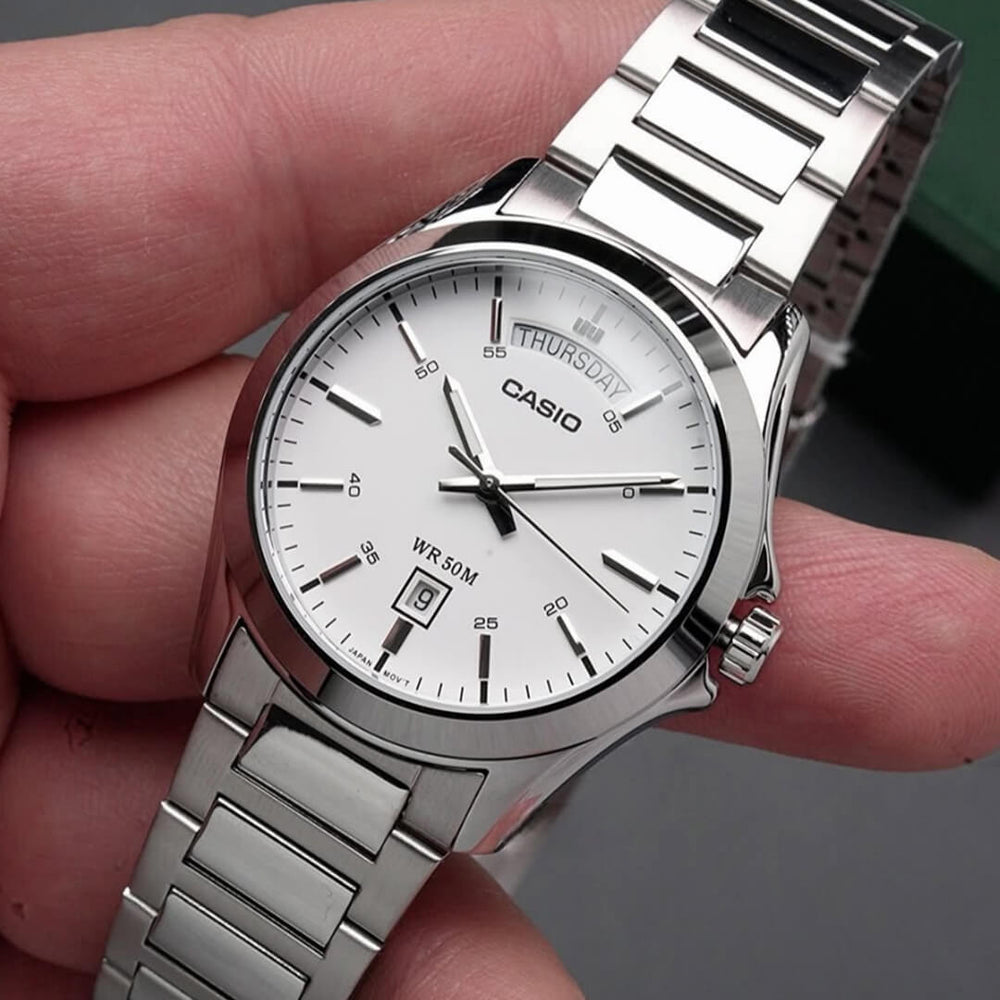 Reloj Casio MTP-1370D-7A3 Hombre Acero Plateado