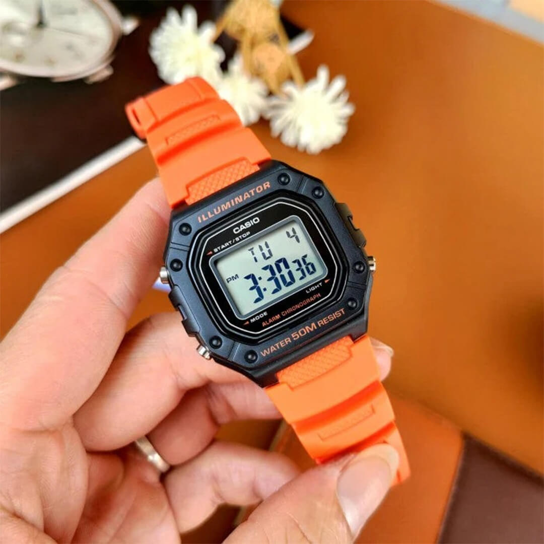 Reloj Casio W-218H-4B2VDF Hombre Resina Naranja