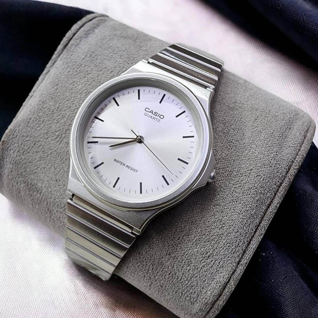 Reloj Casio MQ-24D-7E Hombre Acero Plateado