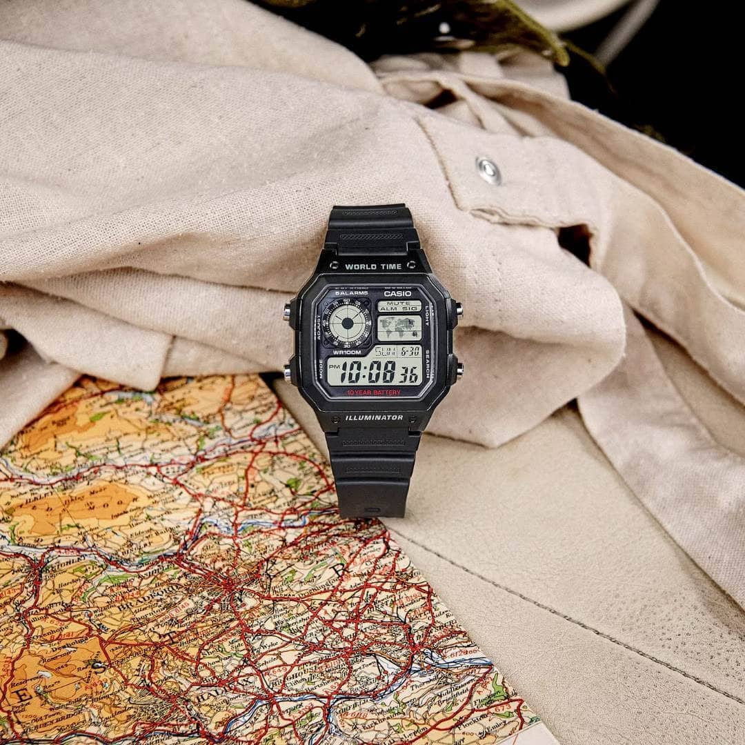 Reloj Casio AE-1200WH-1AV Hombre Resina Negro