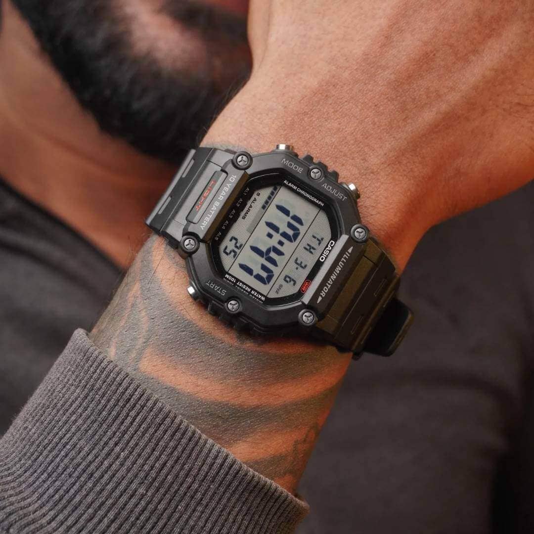 Reloj Casio AE-1600H-1A Hombre Resina Negro