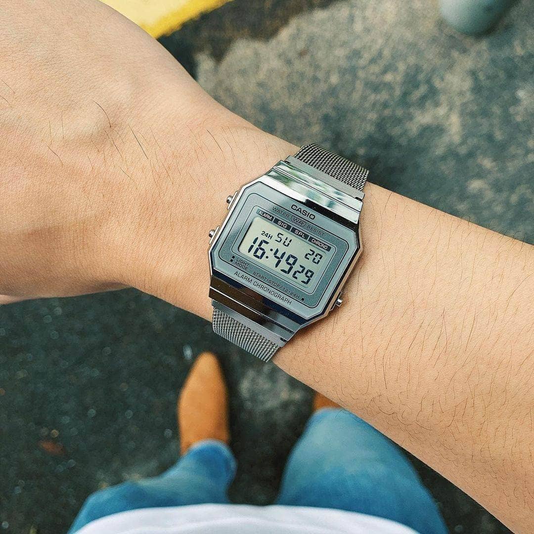 Reloj Casio A700WM-7A Hombre Acero Plateado