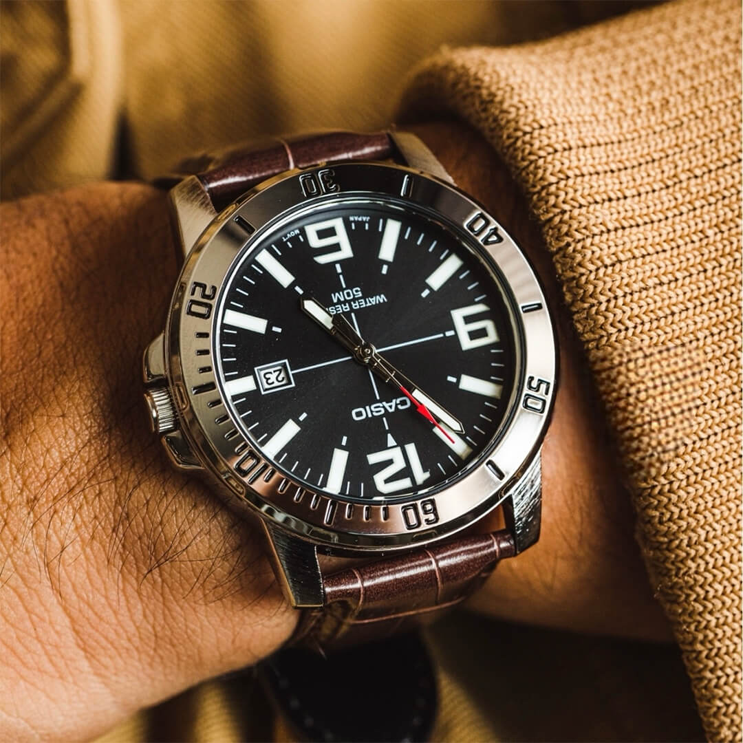 Reloj Casio MTP-VD01L-1B Hombre Cuero Marrón | CAS-74