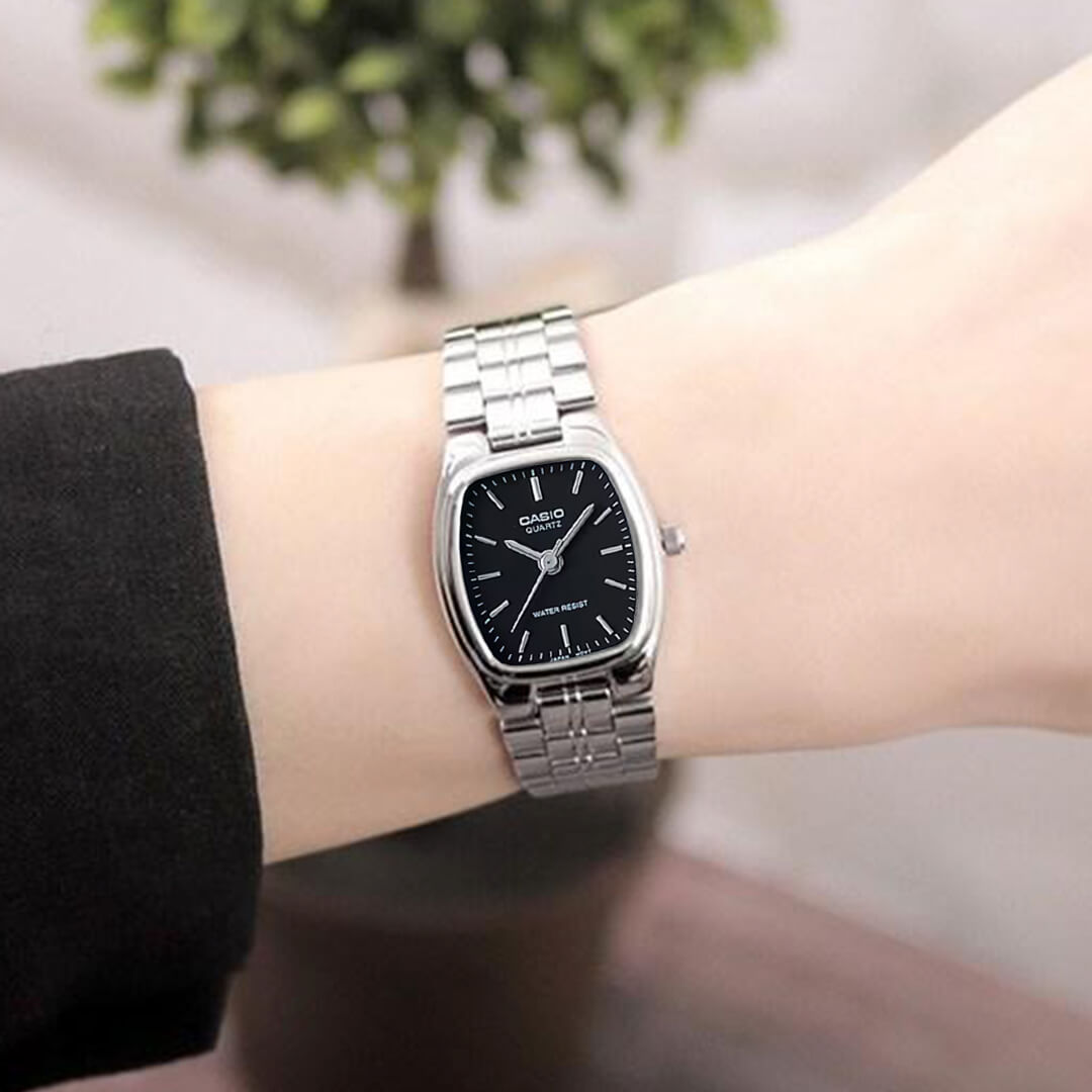 Reloj Casio LTP-1169D-1A Mujer Acero Plateado | CAS-M-114