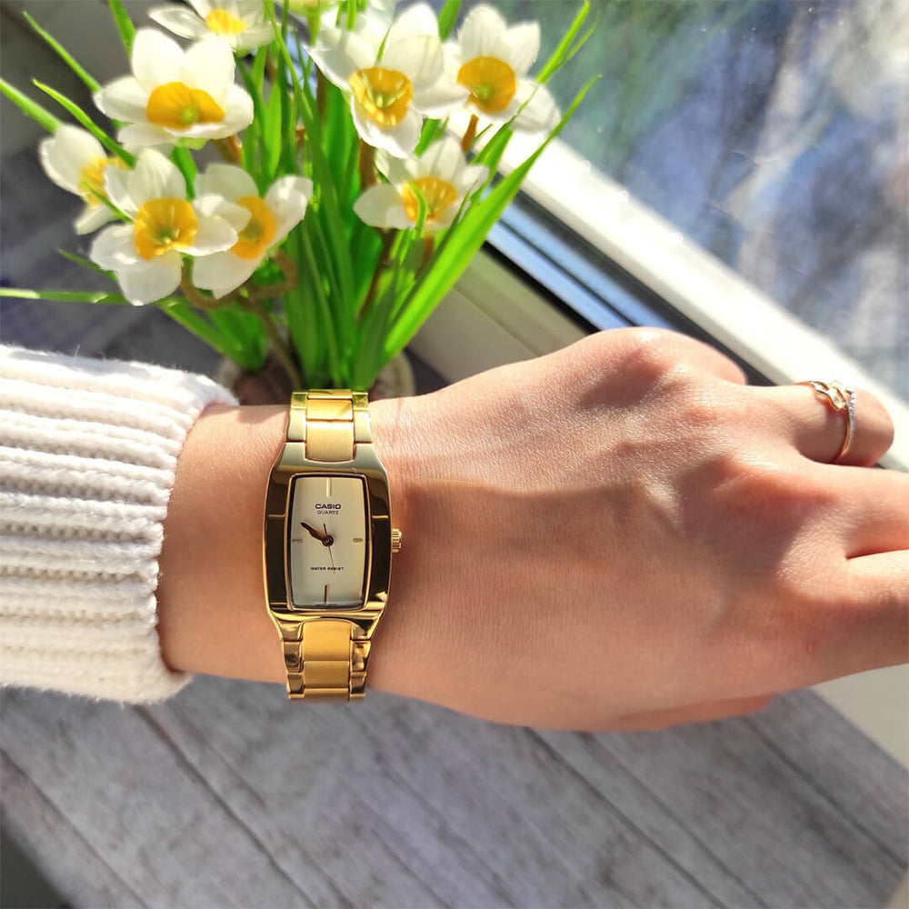 Reloj Casio LTP-1165N-9C Mujer Acero Dorado