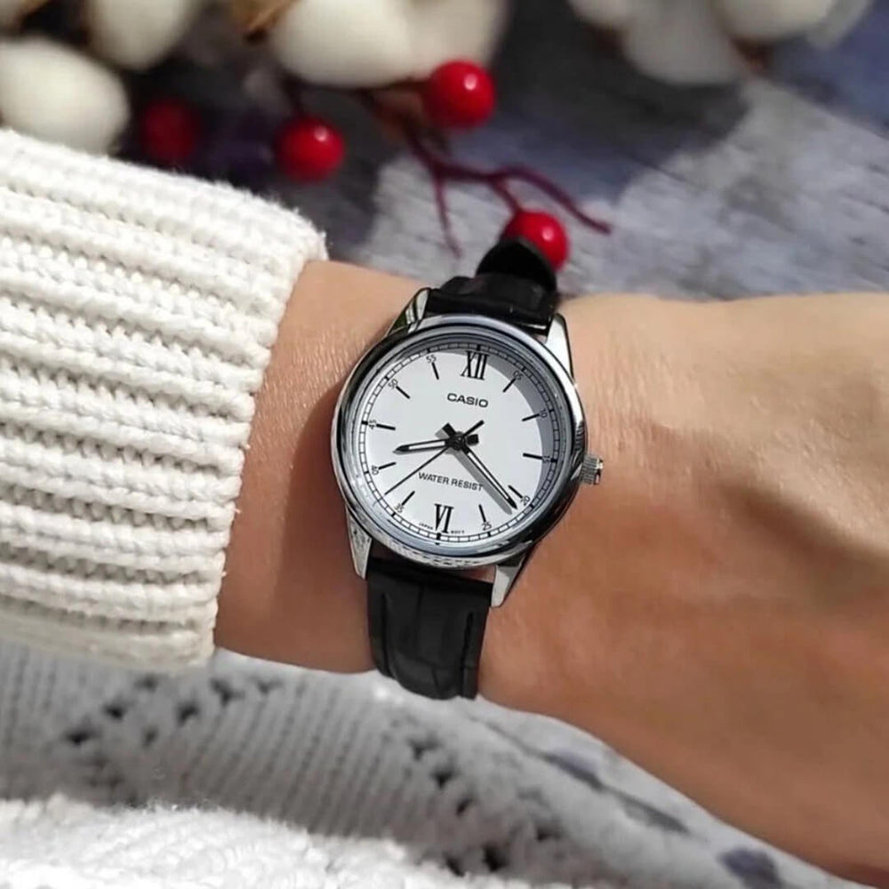 Reloj Casio LTP-V005L-7B2 Mujer Cuero Negro