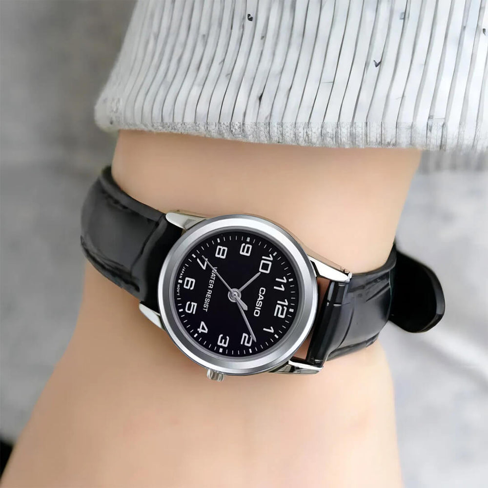 Reloj Casio LTP-V001L-1B Mujer Cuero Negro