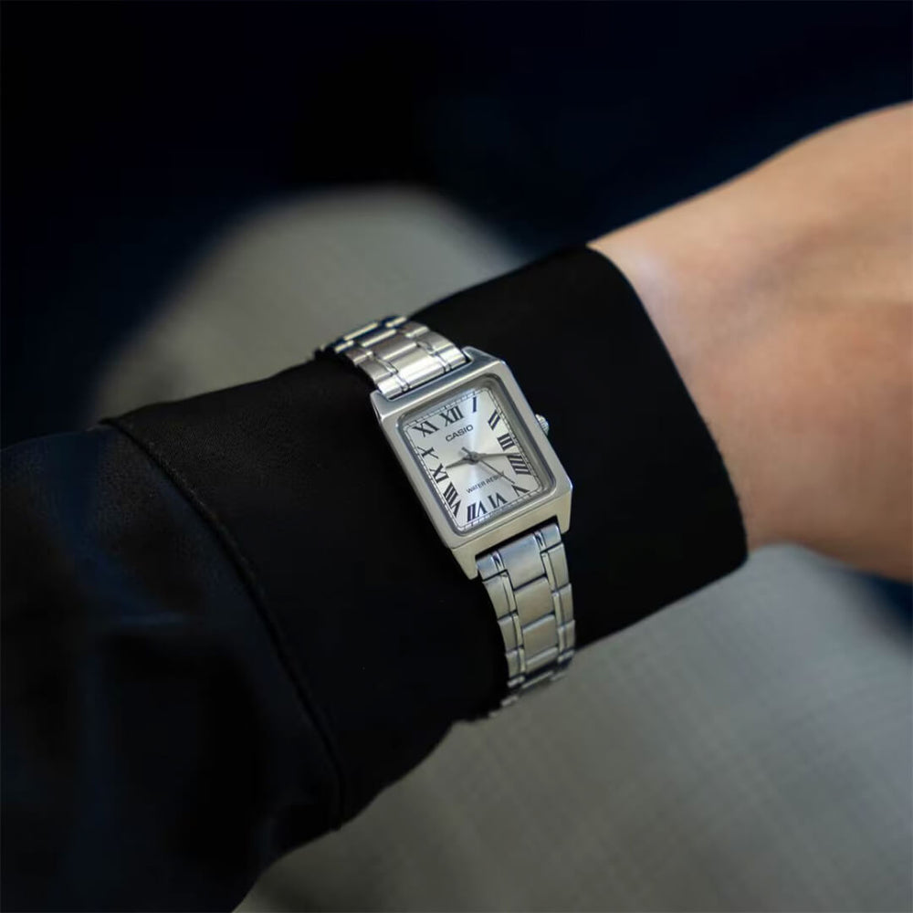 Reloj Casio LTP-V007D-7B Mujer Acero Plateado