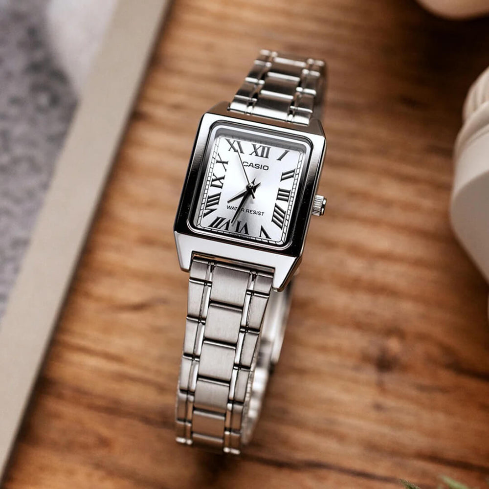 Reloj Casio LTP-V007D-7B Mujer Acero Plateado