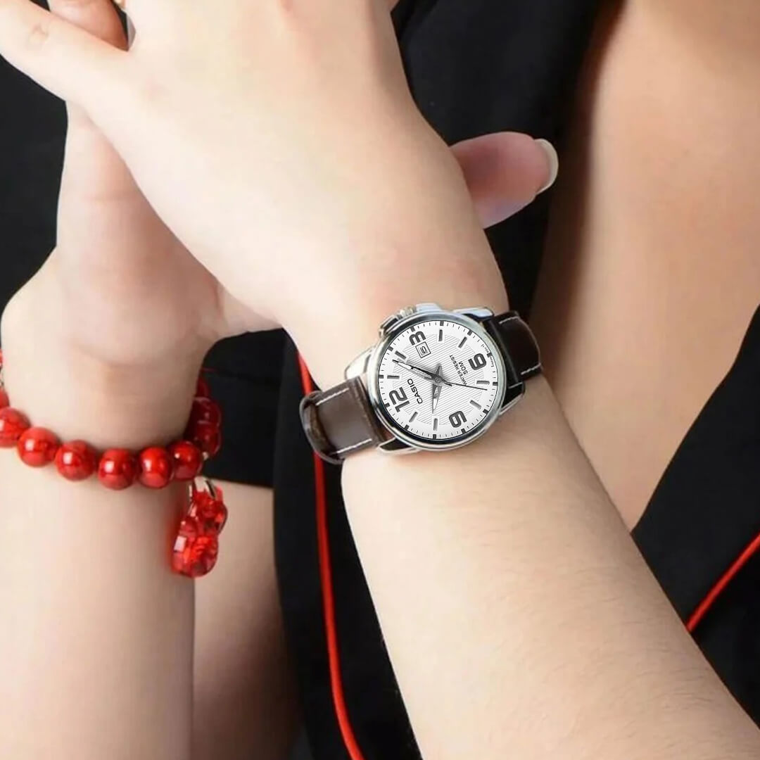 Reloj Casio LTP-1314L-7AV Mujer Cuero Marrón
