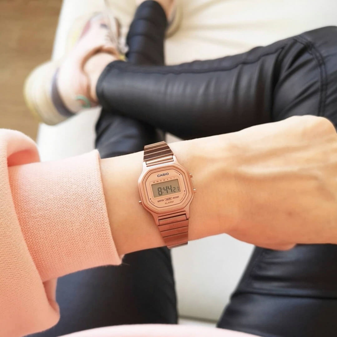 Reloj Casio LA-11WR-5A Mujer Acero Oro Rosa