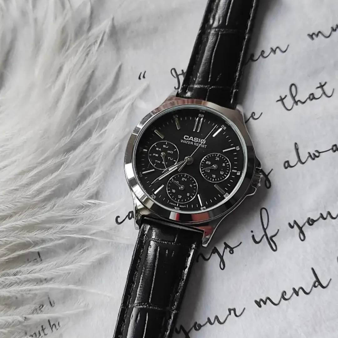 Reloj Casio LTP-V300L-1A Mujer Cuero Negro