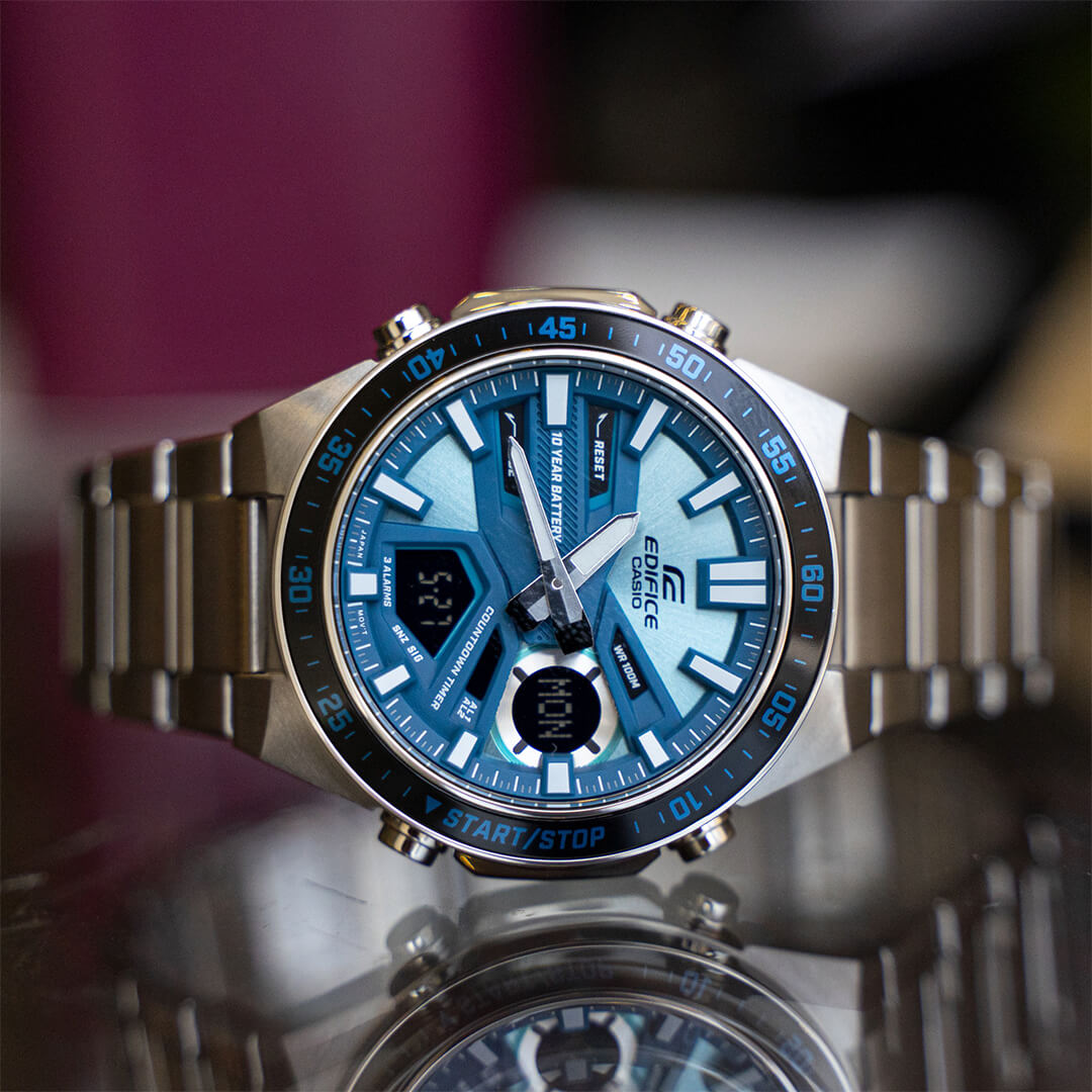 Reloj Edifice EFV-C110D-2B Hombre Acero Plateado