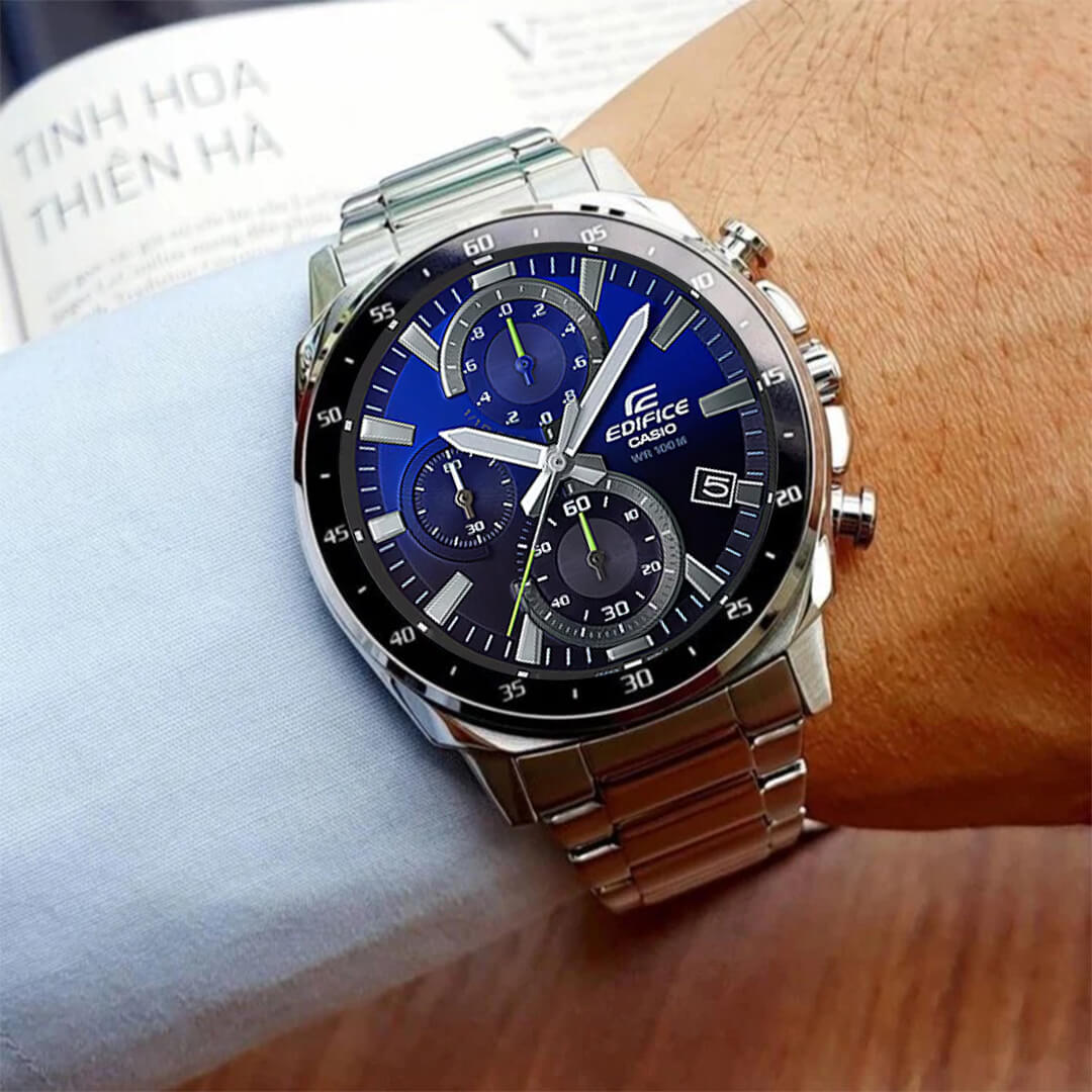 Reloj Edifice EFV-600D-2A Hombre Acero Plateado