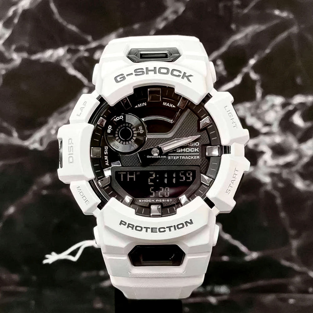 Reloj G-Shock GBA-900-7A Hombre Bluetooth Blanco