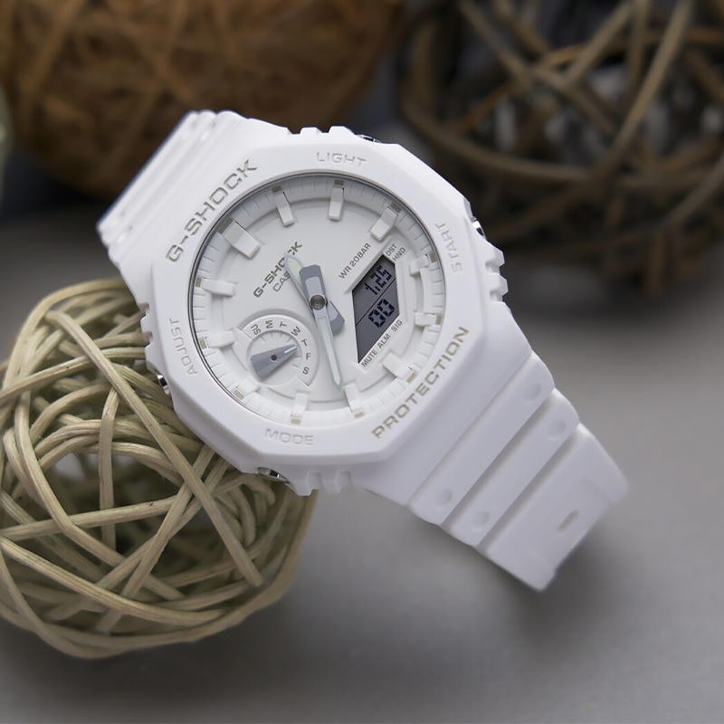 Reloj G-Shock GA-2100-7A7 Hombre Resina Blanco