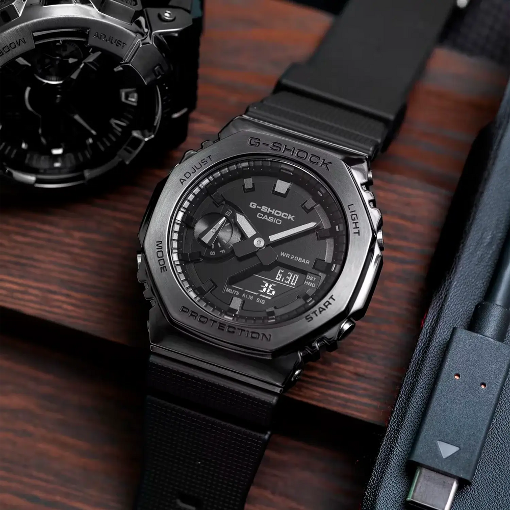 Reloj G-Shock GM-2100BB-1A Hombre Resina Negro
