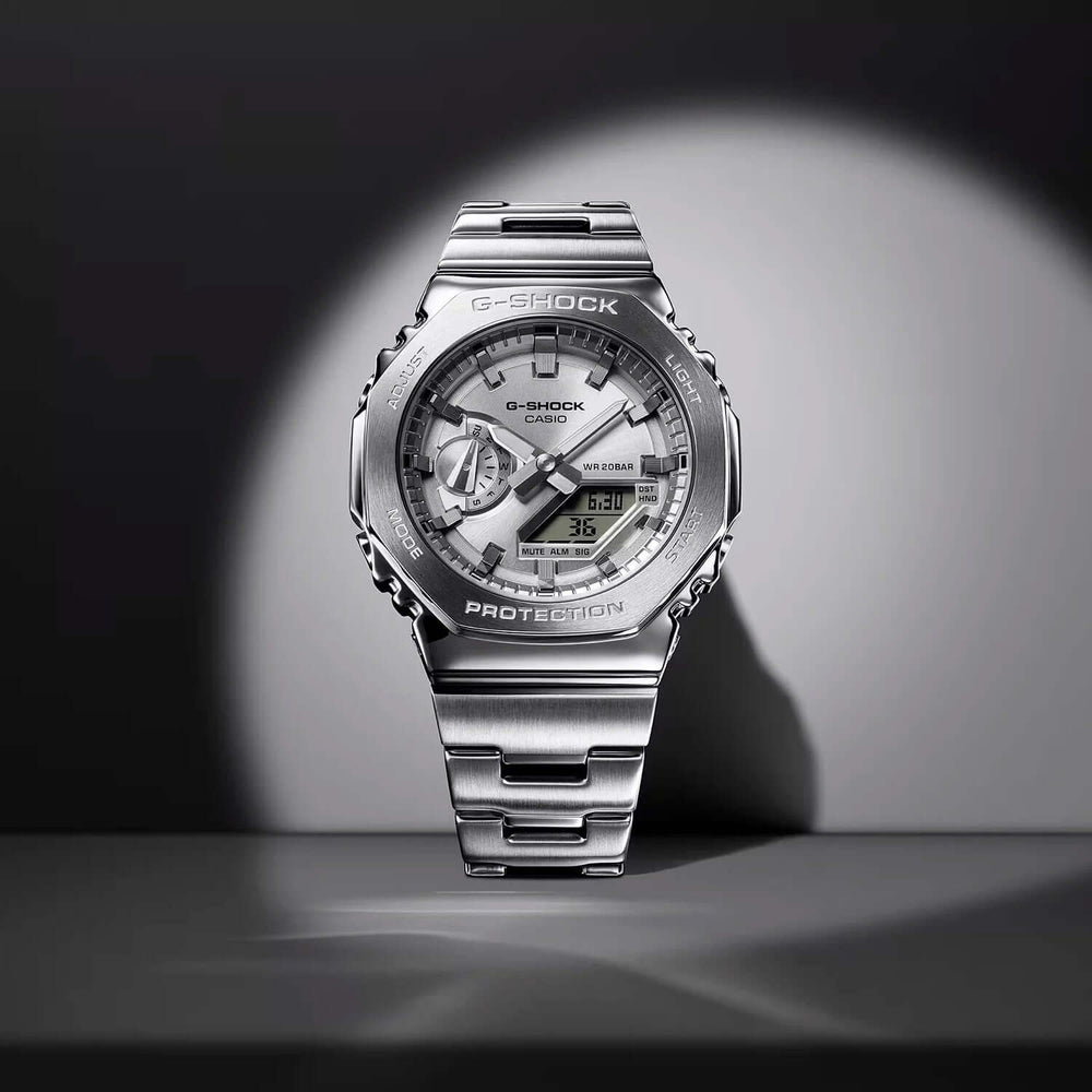 Reloj G-Shock GM-2110D-7A Hombre Acero Plateado
