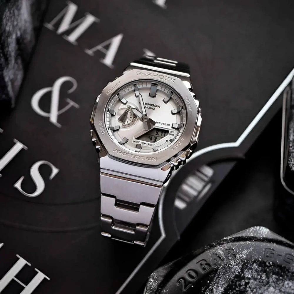 Reloj G-Shock GM-2110D-7A Hombre Acero Plateado