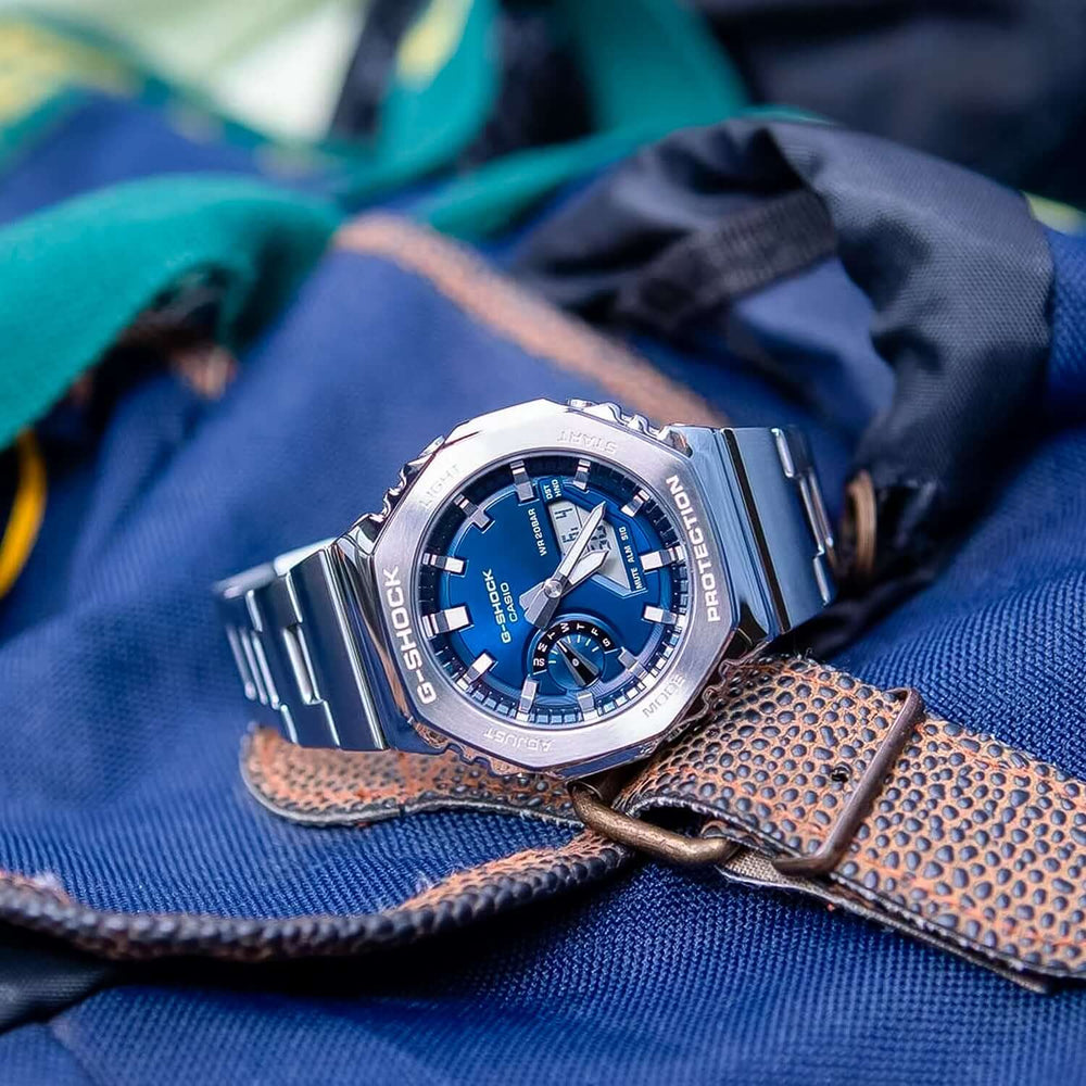 Reloj G-Shock GM-2110D-2B Hombre Acero Plateado