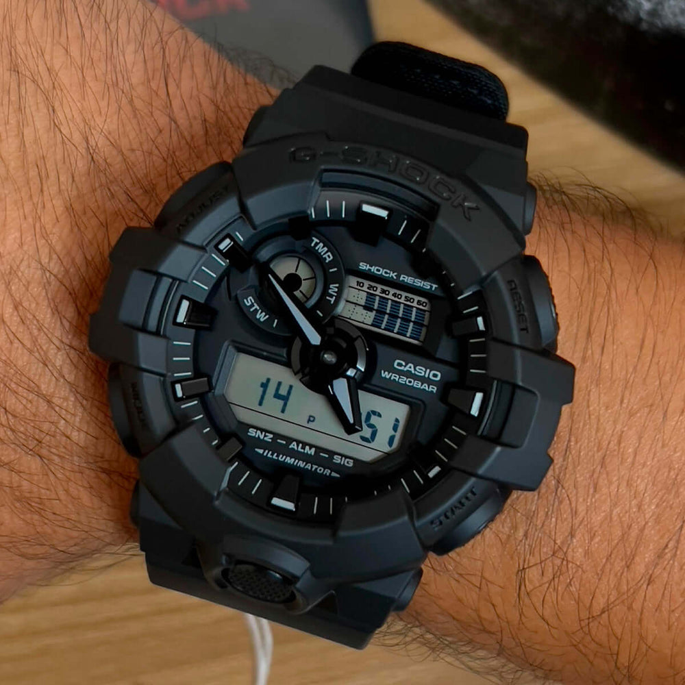 Reloj G-Shock GA-700BCE-1A Hombre Resina Negro