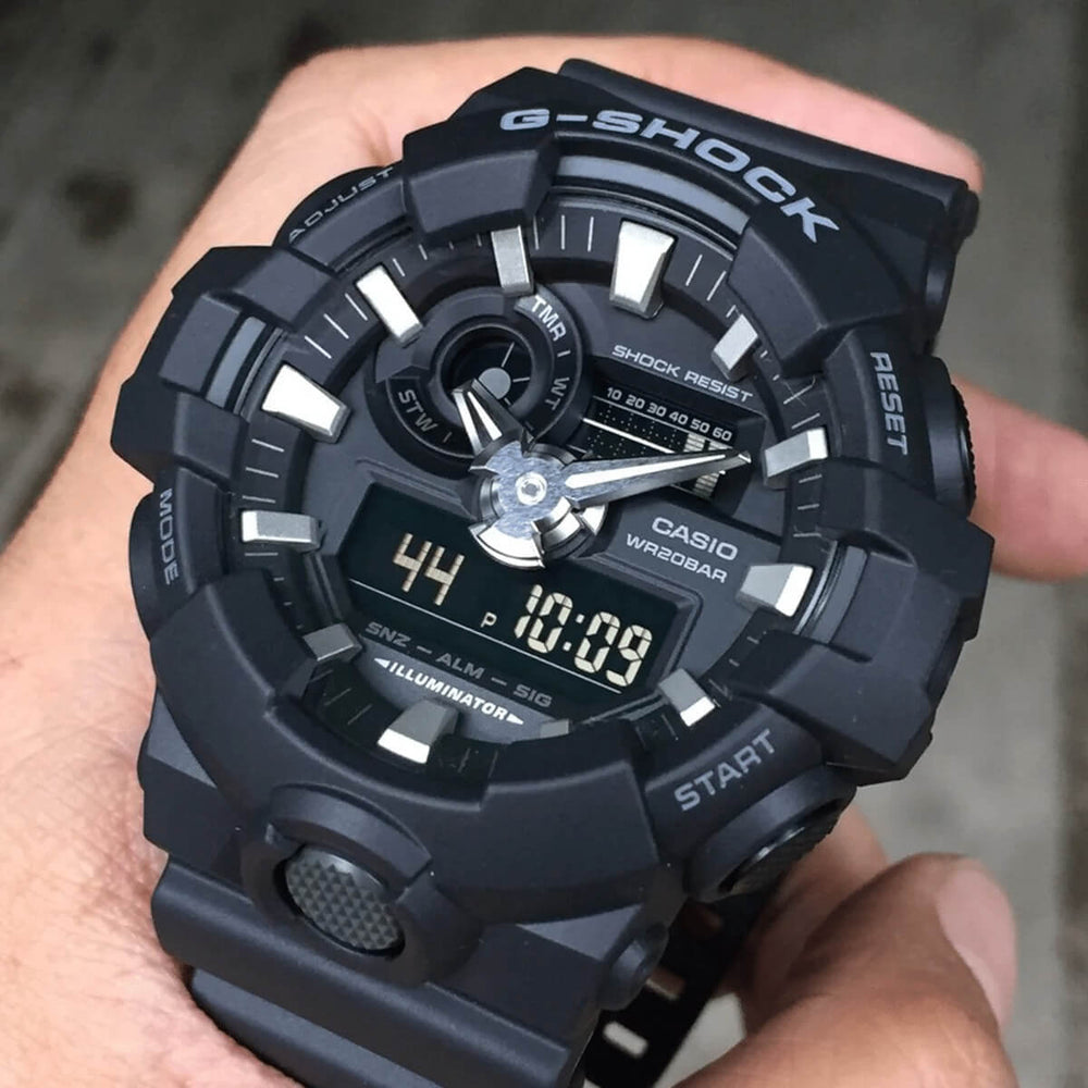 Reloj G-Shock GA-700-1B Hombre Resina Negro