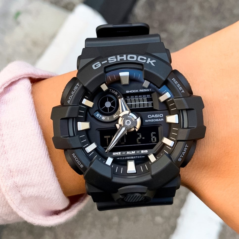 Reloj G-Shock GA-700-1B Hombre Resina Negro
