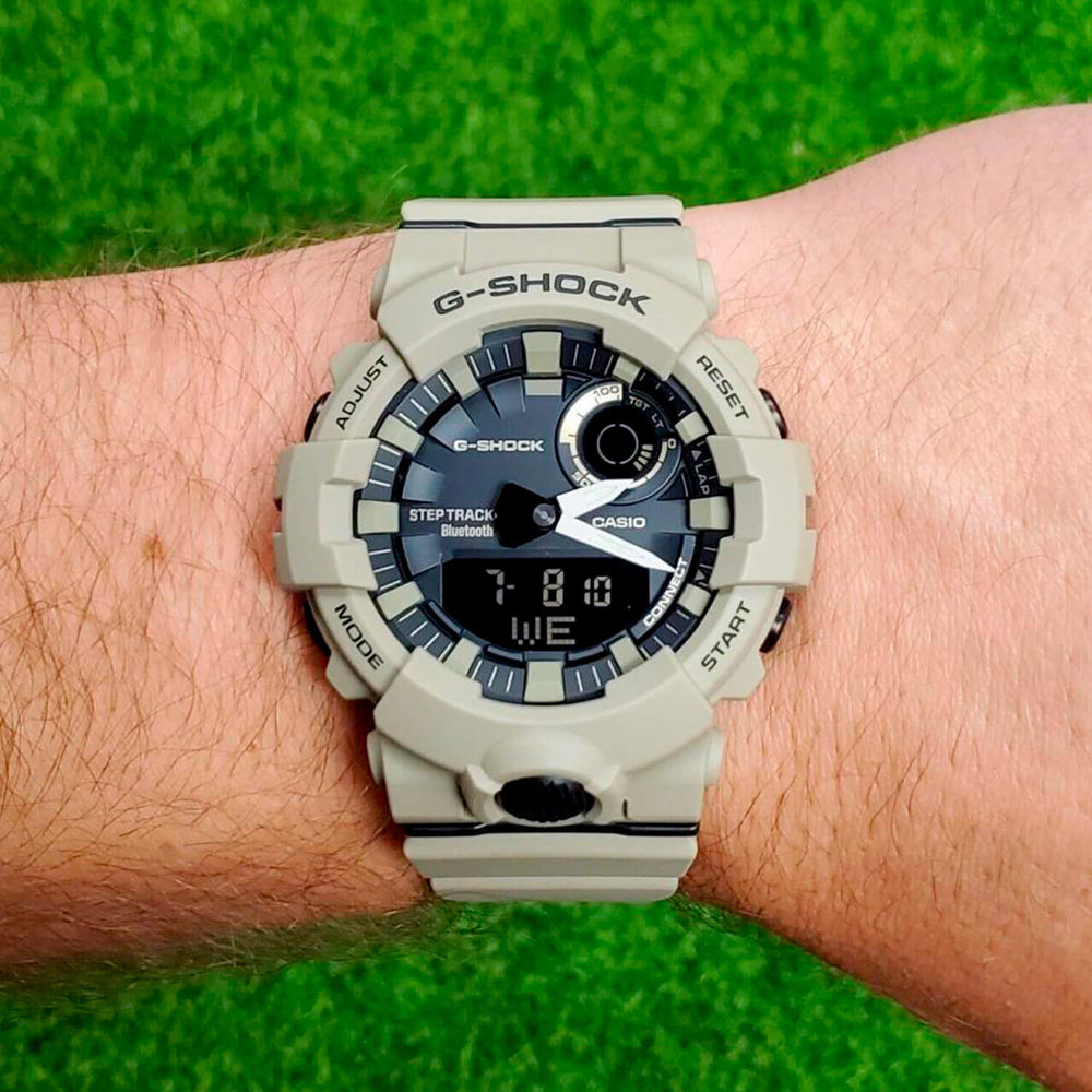 Reloj G-Shock GBA-800UC-5A Hombre Bluetooth Beige