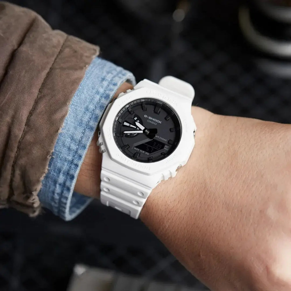 Reloj G-Shock GA-2100-7A Hombre Resina Blanco