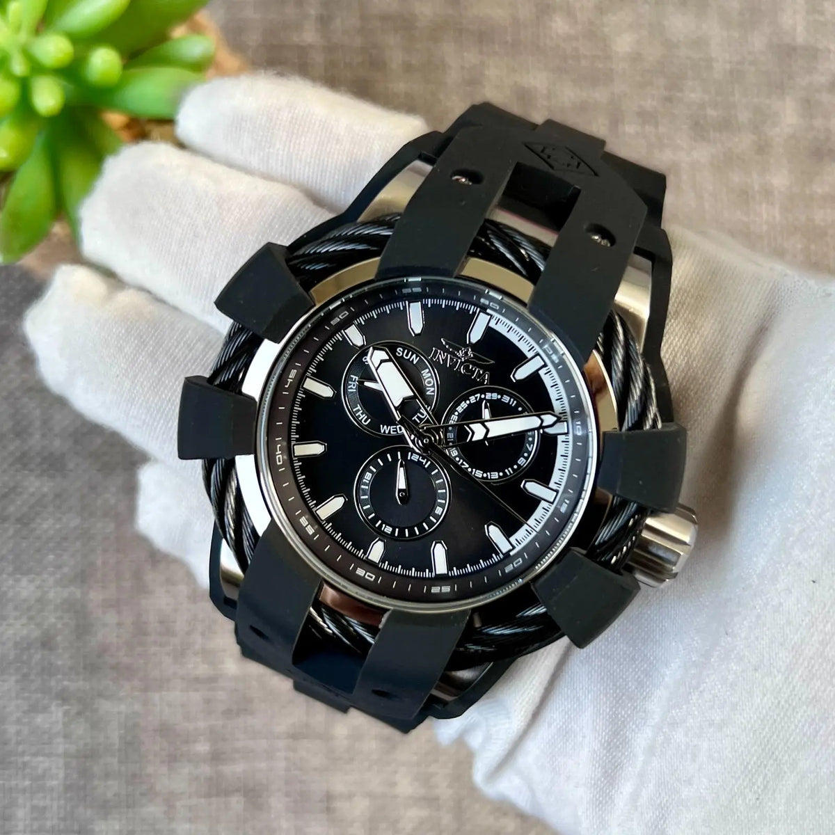 Reloj Invicta Bolt 47834 Hombre Deportivo Negro | INV-349